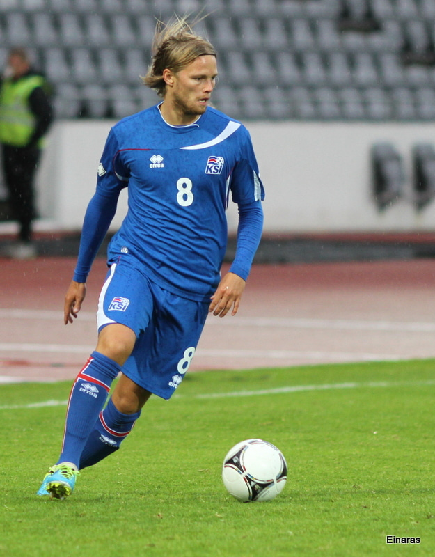 ,,Þetta er annar æfingakúltúr í Noregi og maður fékk sjokk fyrst.  Eftir að hafa æft fimm sinnum í viku á Íslandi fór maður allt í einu að æfa 1-2 í viku í Noregi og þá þurfti maður að æfa mikið einn.