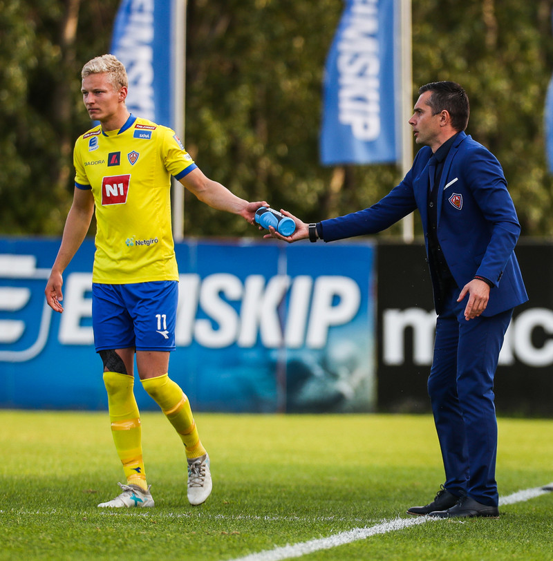 Ásgeir Sigurgeirsson og Srdjan Tufegdzic þjálfari KA.