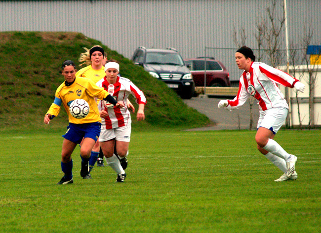 Í leik með GRV gegn Þrótti sumarið 2008