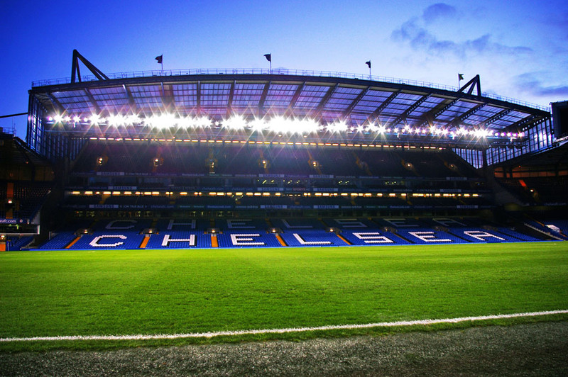 Brentford óskar eftir svörum - Má félagið selja í sitt svæði á Stamford Bridge?