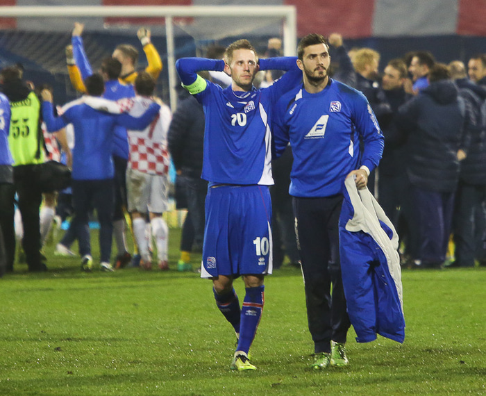 Haraldur Björnsson spáir í 16. umferðina.