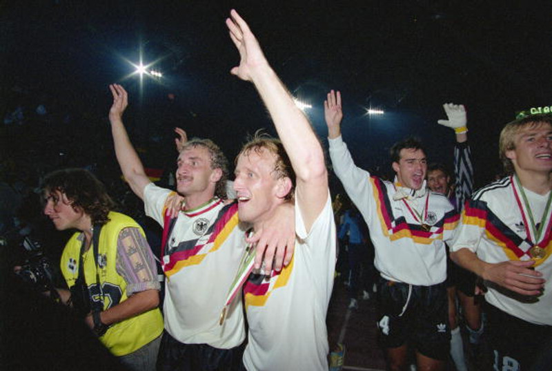 Andreas Brehme ásamt Rudi Völler.