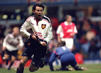 <b>Leikur í uppáhaldi:</b> Man Utd 2 - 1 Arsenal