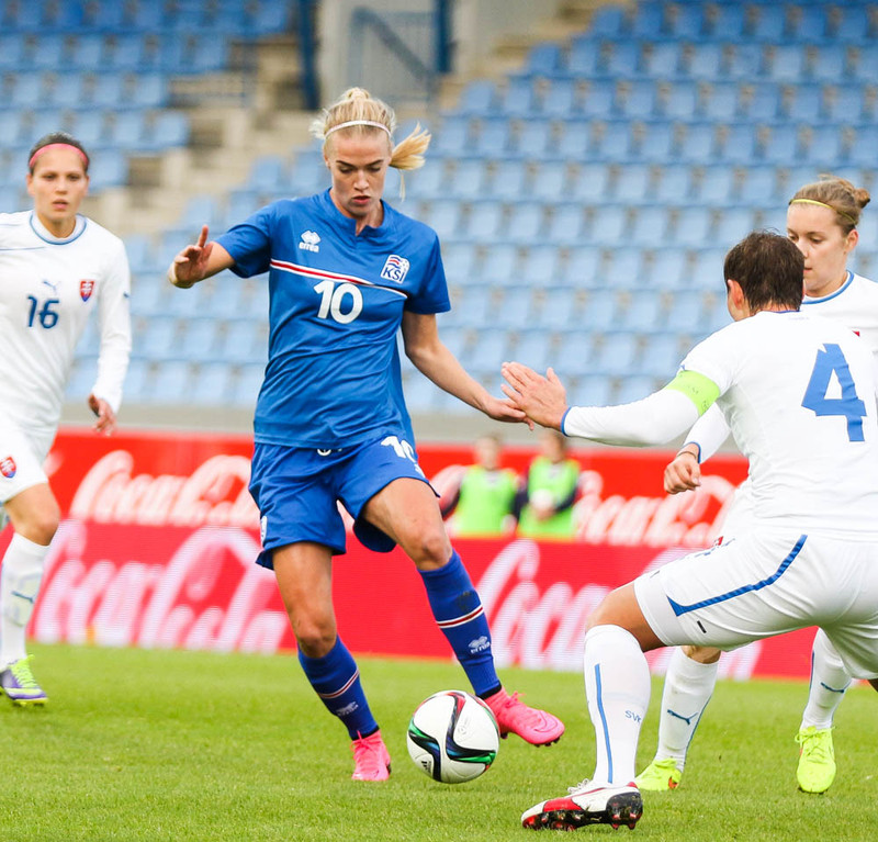 Dagný Brynjarsdóttir er spennt fyrir komandi verkefnum með landsliðinu.