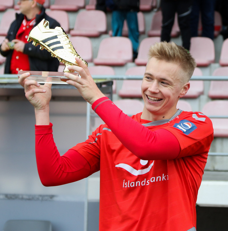 Vann sinn fyrsta gullskó 2015.