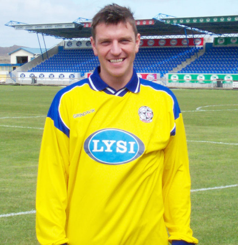 Lee Sharpe í búningi Grindavíkur.