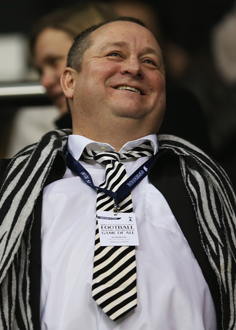 Mike Ashley að ganga frá sölu á Newcastle