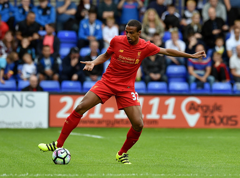 Miðvörður: Joel Matip (Liverpool) steig varla feilskref og skoraði í þægilegum sigri gegn Southampton.
