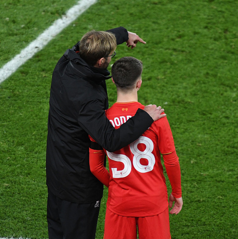 Yngsti markaskorari í sögu Liverpool semur við Salford (Staðfest)