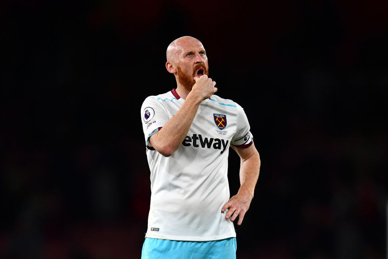 Miðvörður: James Collins (West Ham) - Þetta hefur verið pirrandi tímabil fyrir þann velska en hann hefur verið utan vallar, meðal annars vegna meiðsla. Hann sýndi þó styrk sinn í mikilvægum sigri gegn Swansea.