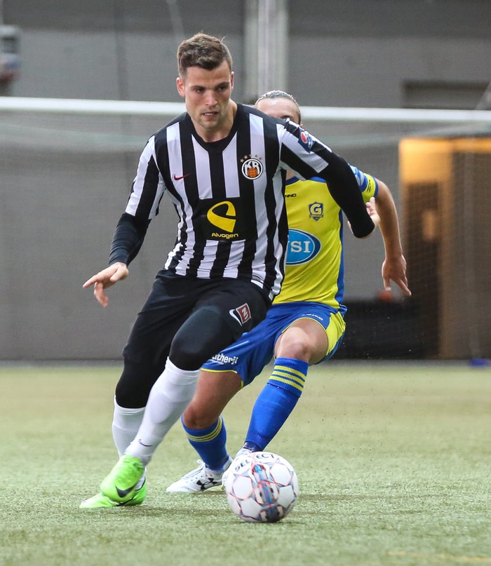 Tobias Thomsen stefnir á gullskóinn.