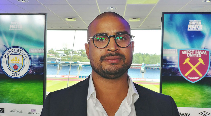 Ebrahim Bojang í höfuðsstöðvum KSÍ í dag.
