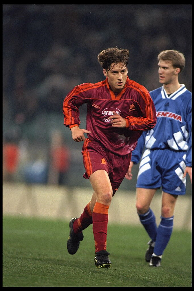 Totti í Evrópuleik 1996.