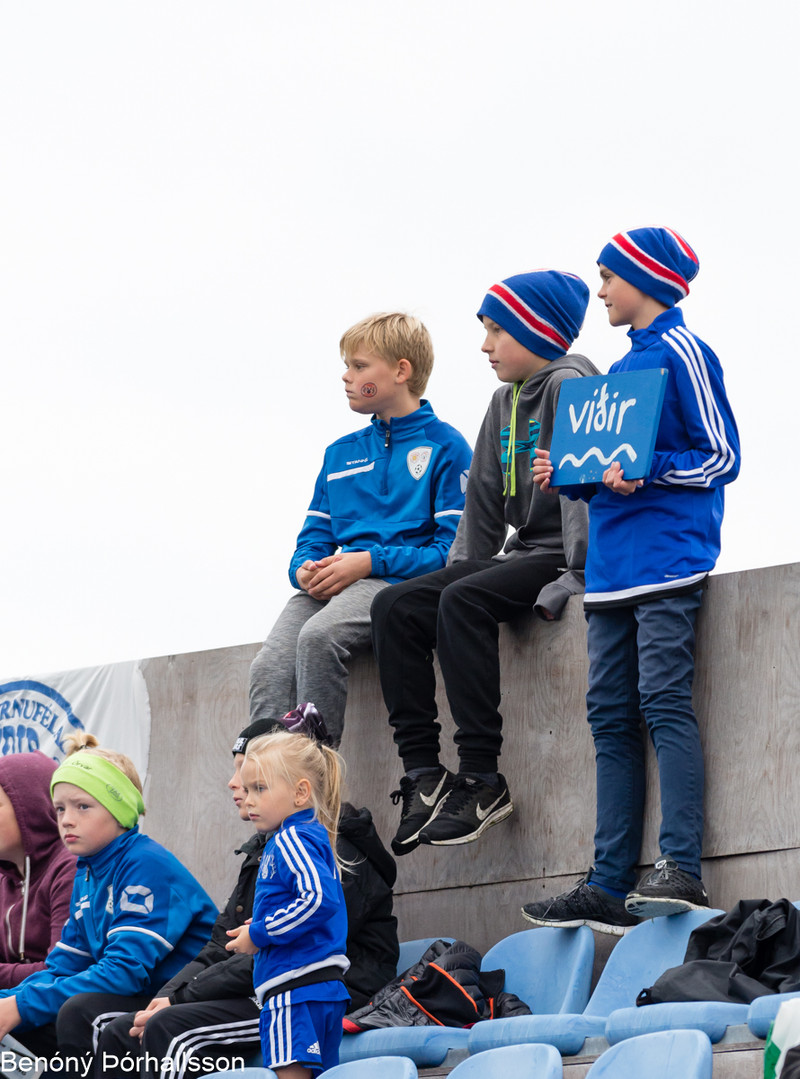 Ísland í dag - Víðir og Grindavík þurfa sigra