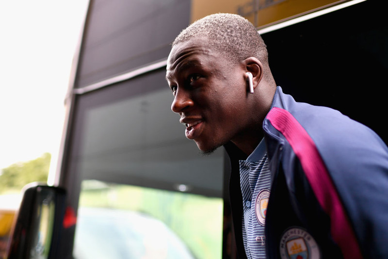 Varnarmaður: Benjamin Mendy (Man City) - Geggjaður leikmaður. Erfið meiðsli á síðasta tímabili hafa bara gert hann öflugri.