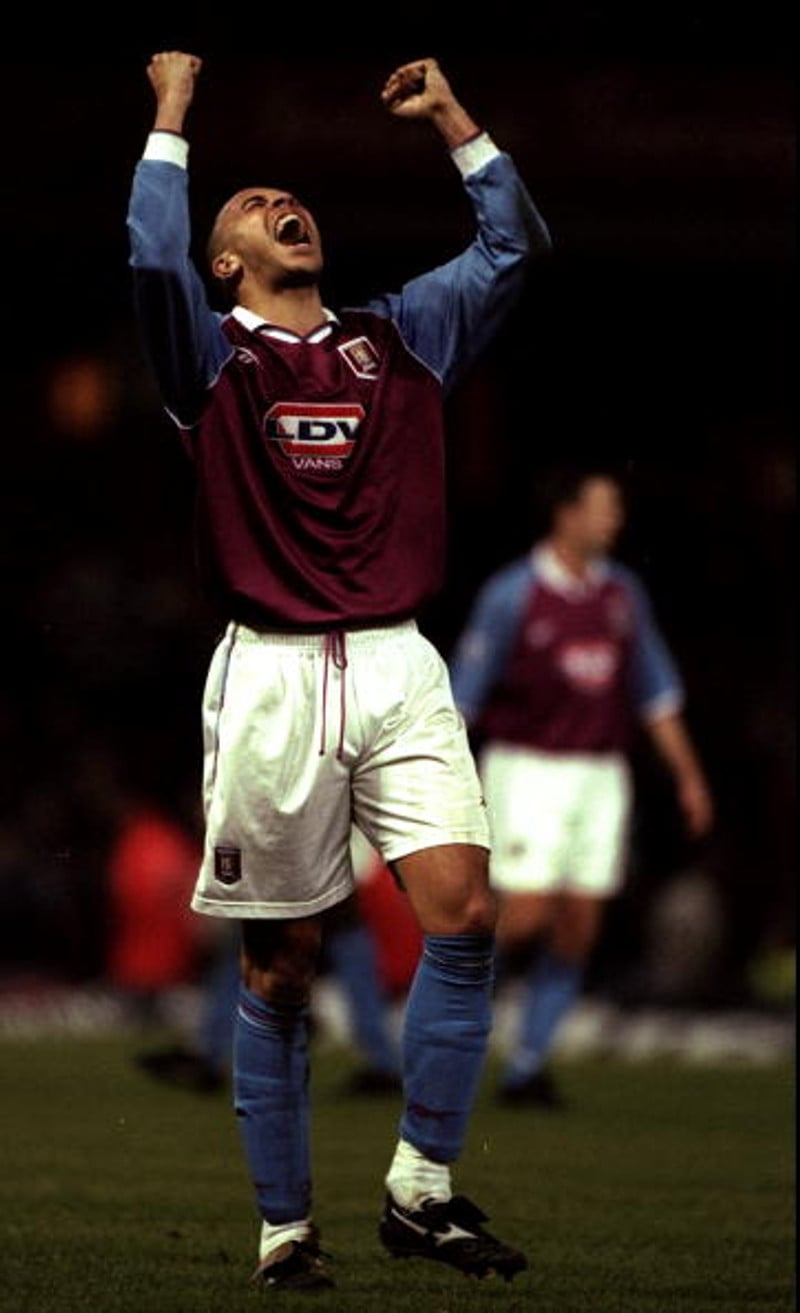 ,,Birkir Bjarnason er uppáhaldsleikmaðurinn minn! Ég er stuðningsmaður Aston Villa, hann er ekki að eiga frábæran tíma með Aston Villa en vonandi mun hann sanna sig með landsliðinu annað kvöld.\'\'