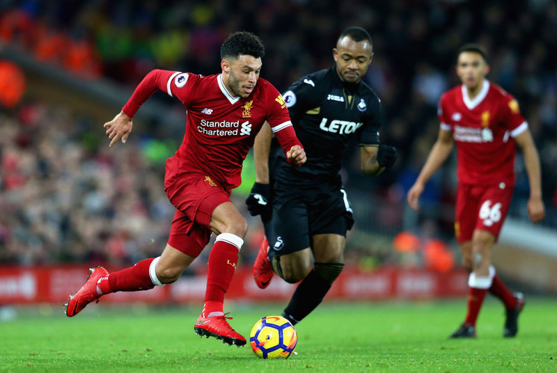 Alex Oxlade-Chamberlain í leiknum í gær.