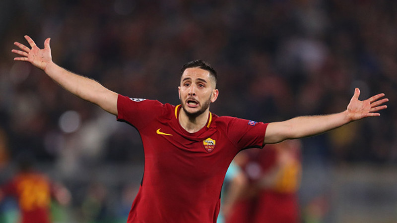 Manolas er eftirsóttur á Englandi.