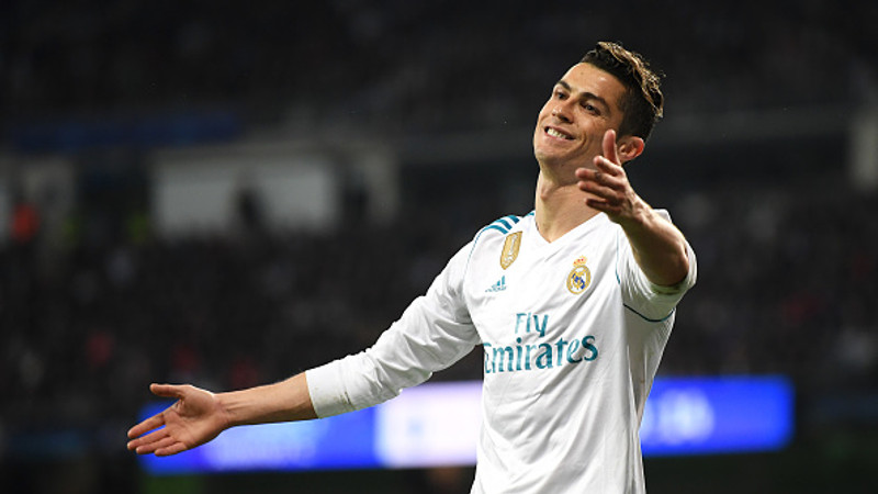 Ronaldo þykir líklegur til að vera á skotskónum á morgun.