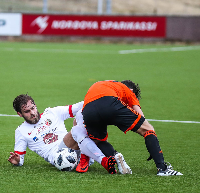 Magnus Egilsson í leik með HB.