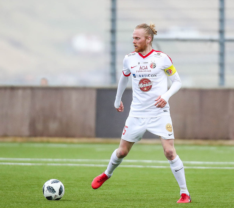 Brynjar fékk rautt spjald í dag í 0-2 tapi.