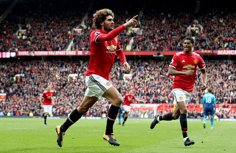 Miðja: Marouane Fellaini (Man Utd) - Var hreinlega magnaður gegn Watford og virtist lausnin á öllum vandamálum United!