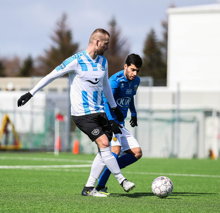 Kenan í leik með Selfossi. Hann ákvað að taka slaginn með liðinu í 2. deild í sumar.