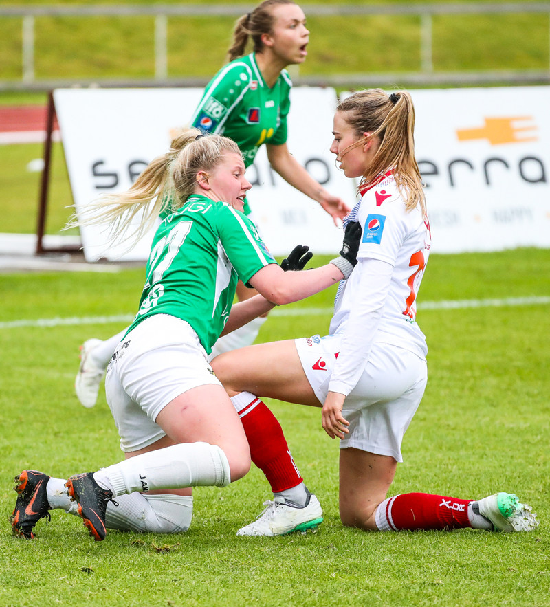 Myndaveisla: Breiðablik heldur toppsætinu eftir sigur á Val