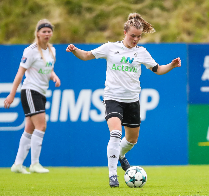 Guðný í leik með FH sumarið 2018. Hún fór eftir það tímabil í Val þar sem hún lék í tvö tímabil áður en hún hélt til Ítalíu í atvinnumennsku.