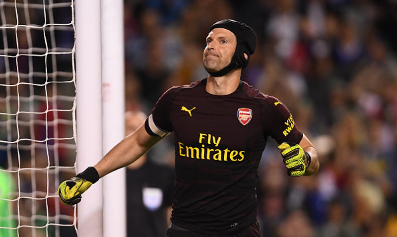 Markvörður: Petr Cech (Arsenal) hefur verið gagnrýndur á upphafi tímabils en hann sýndi hvers hann er megnugur um helgina. Hann hélt sínum mönnum inni í leiknum gegn Everton og var maður leiksins í mikilvægum sigri.