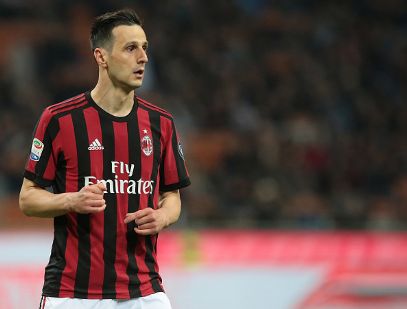 #7 Nikola Kalinic. Kalinic var keyptur frá Fiorentina árið 2017. Hann hafði átt tvær góðar leiktíðir í Flórens. Hann varð þvílíkur hausverkur í Milan því hann gat ekki skorað, liðið var eins og manni færra. Króatíski framherjinn skoraði einungis sex mörk í 41 leik áður en hann fór til Atletico Madird þar sem hann náði heldur ekki að blómstra. Nú er hann á bekknum hjá Roma.