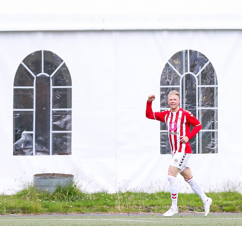 Viktor Jónsson gæti farið út í atvinnumennsku.
