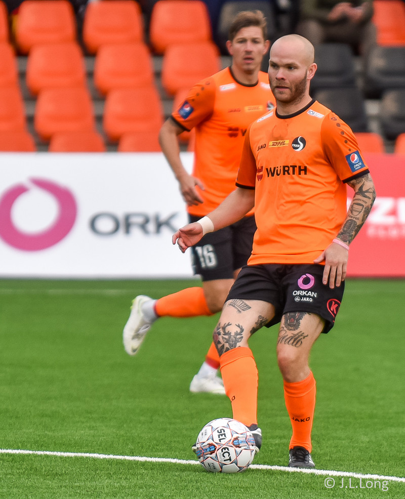 Ásgeir Börkur og Ólafur Ingi í bakgrunni.