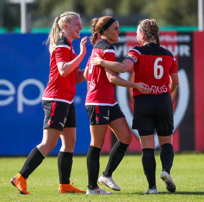 HK/Víkingur er spáð 10. sæti.