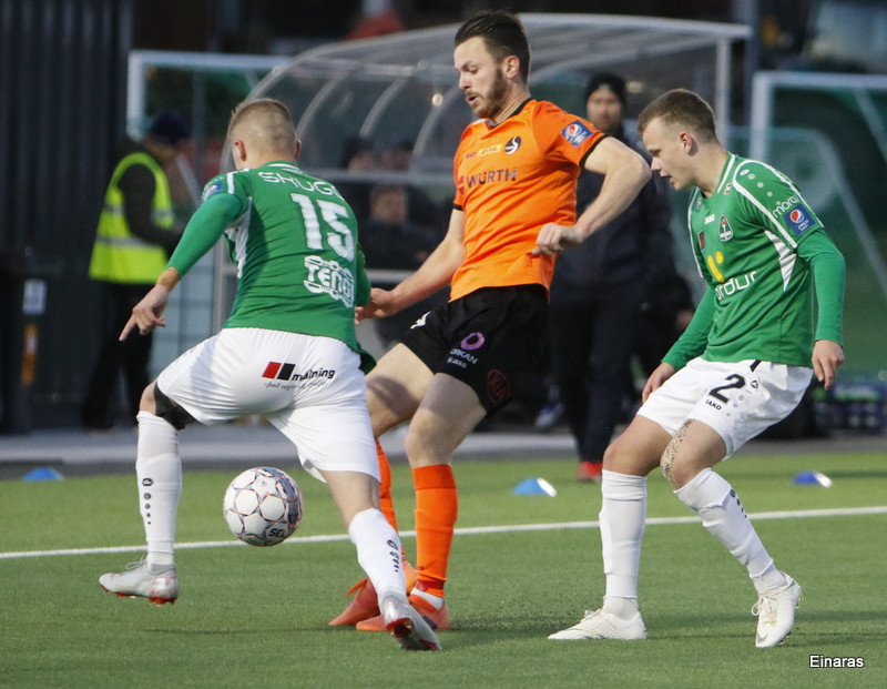 Myndaveisla: Breiðablik vann Fylki í flóðljósunum