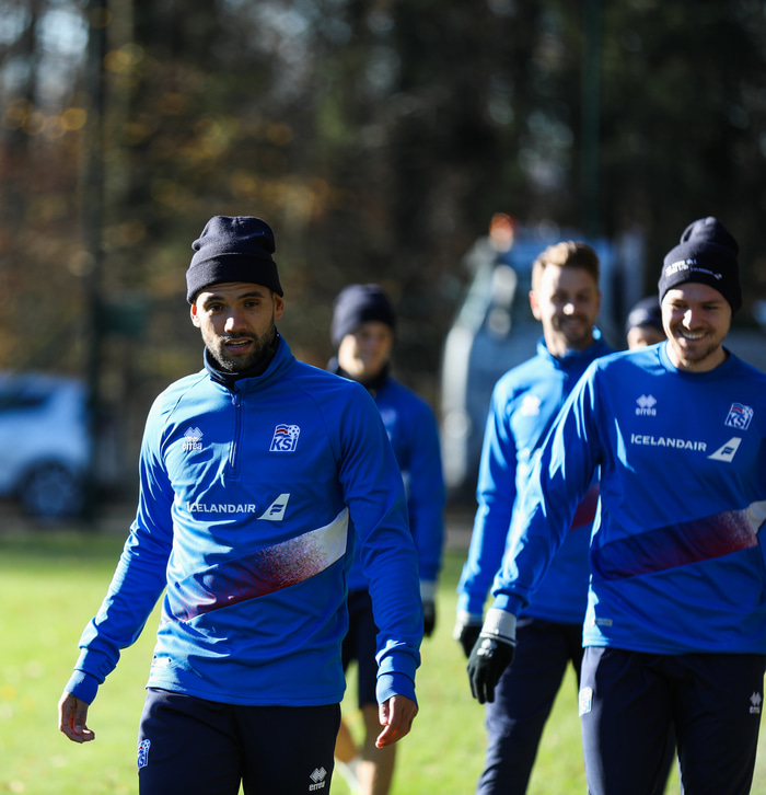 Guðlaugur Victor spilar með Darmstadt í þýsku B-deildinni.