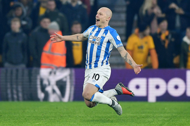 Aaron Mooy (Huddersfield) - Skoraði bæði mörk Huddersfield í mikilvægum útisigri gegn Úlfunum í gær.