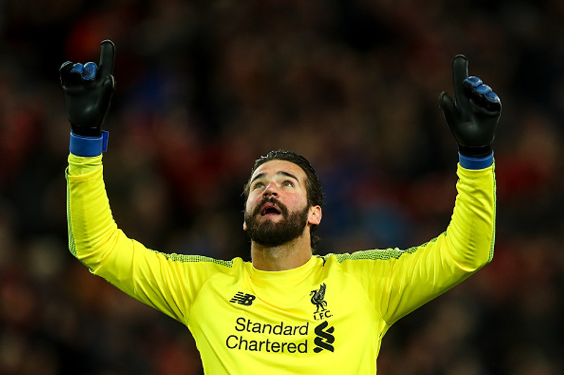 Markvörður: Alisson (Liverpool) - Hélt markinu hreinu í sautjánda sinn í ensku úrvalsdeildinni þetta tímabilið.