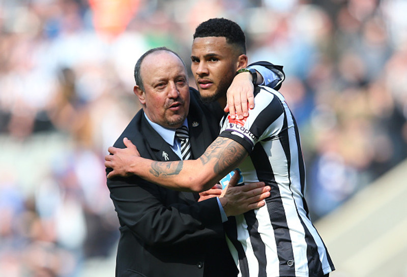Jamaal Lascelles (Newcastle) - Var eins og klettur í vörn Newcastle í útisigri Huddersfield.
