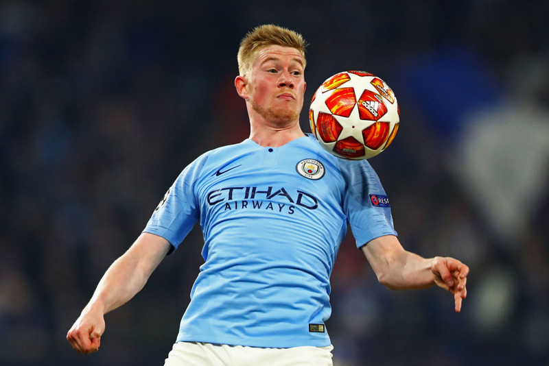 Miðjumaður: Kevin de Bruyne (Man City) - Sköpunarmáttur Belgans var bersýnilegur á Selhurst Park.