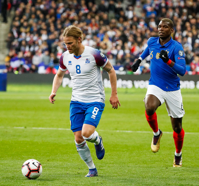 Birkir í leiknum gegn Frökkum í mars.