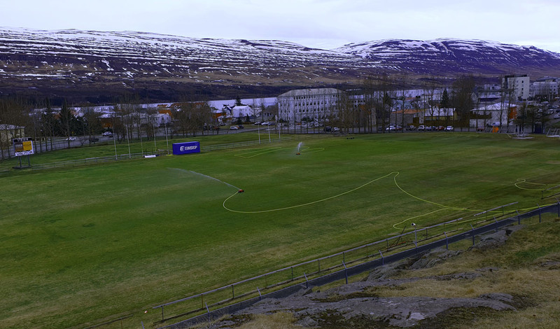 Ástandið á Akureyrarvelli 17.apríl.