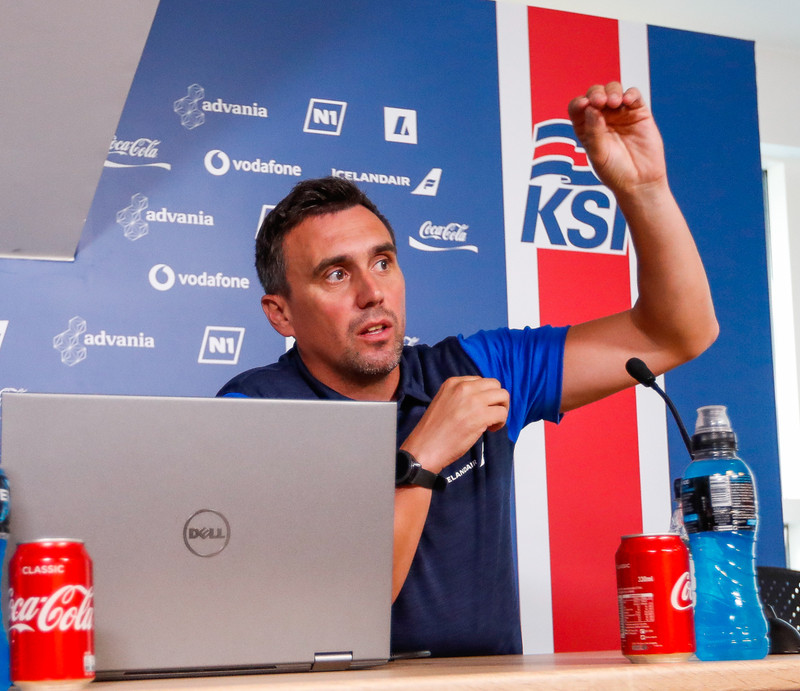 Arnar Viðars gestur á X977 í dag