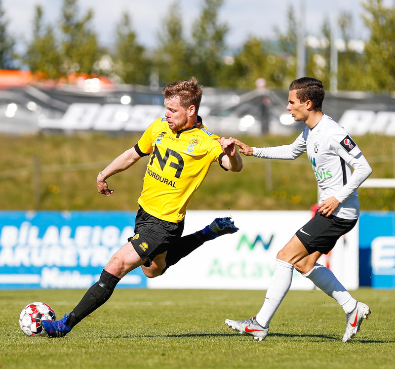Arnar Már í Kára á láni (Staðfest)