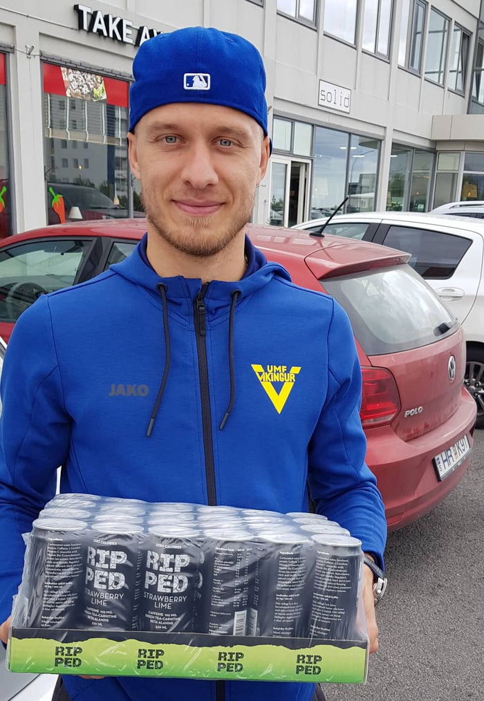 Emir Dokara fékk kassa af Ripped fyrir að vera leikmaður umferðarinnar.