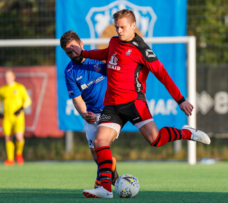 Bestur í 2. deild: Skoraði, fór í markið og varði víti