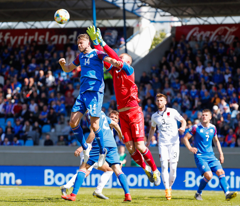 Hannes og Kári heiðraðir í kvöld