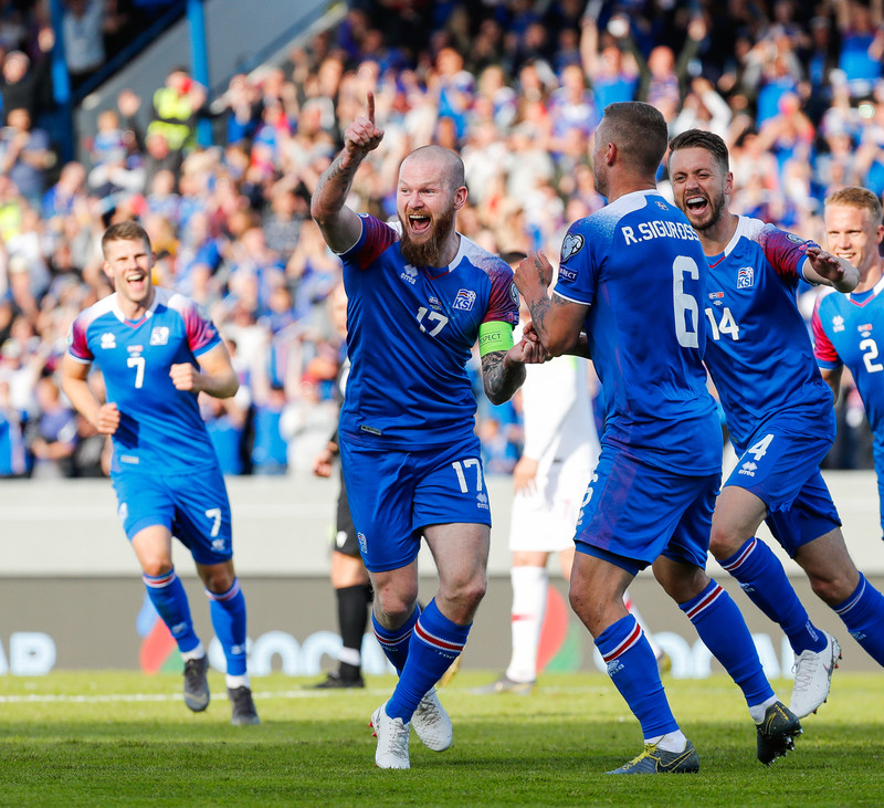 Myndaveisla 1: Ísland vann Tyrki í Laugardalnum