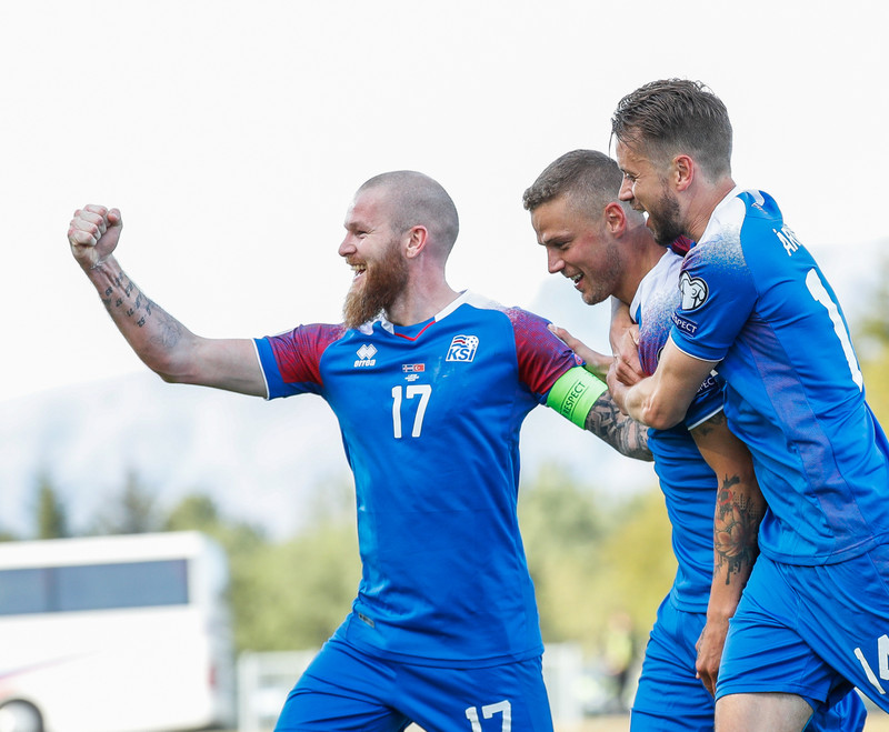 Myndaveisla 1: Ísland vann Tyrki í Laugardalnum
