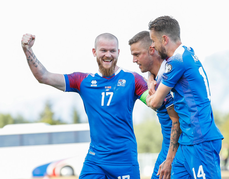 Myndaveisla 1: Ísland vann Tyrki í Laugardalnum
